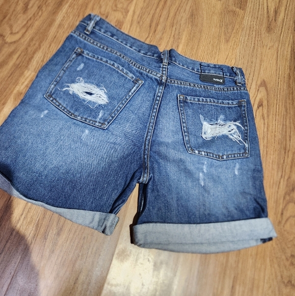 Hurley Women's Blue Denim Distressed Shorts Size 26 - Picture 7 of 8